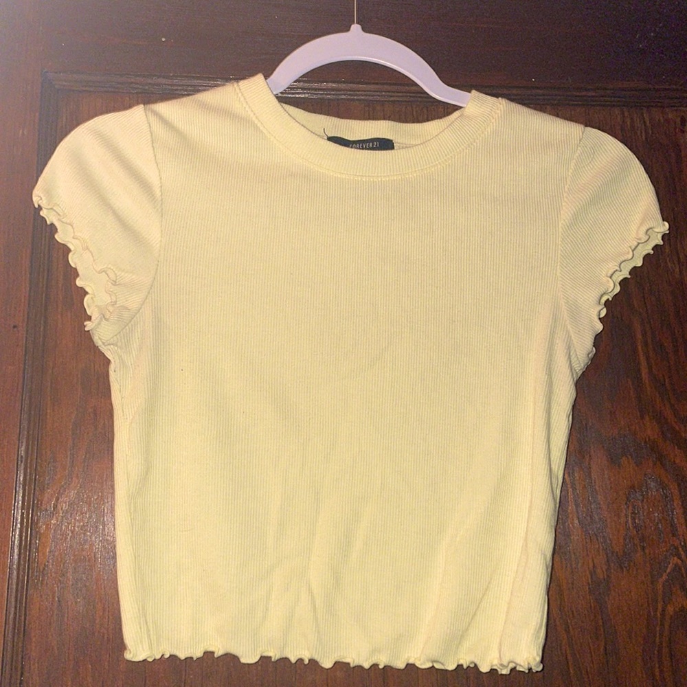 Size small yellow forever 21 crop top